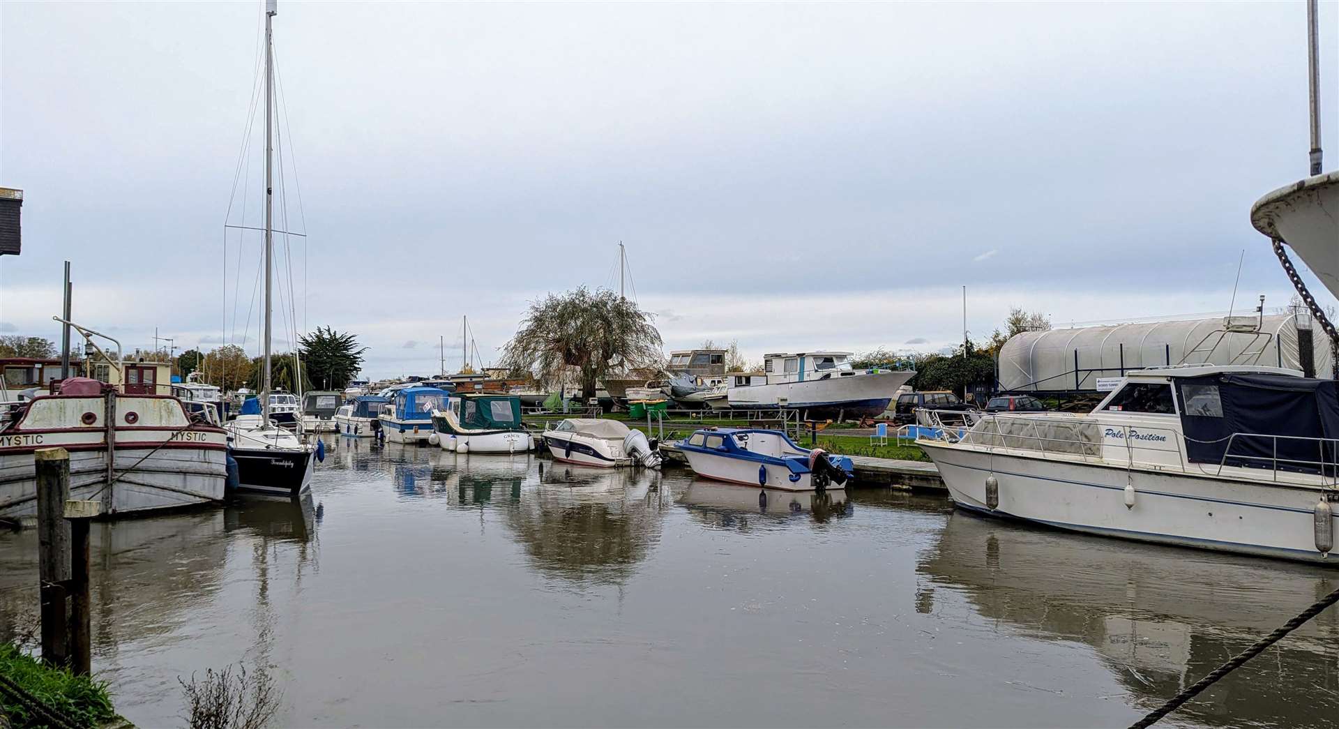 The River Stour runs through the historic town of Sandwich