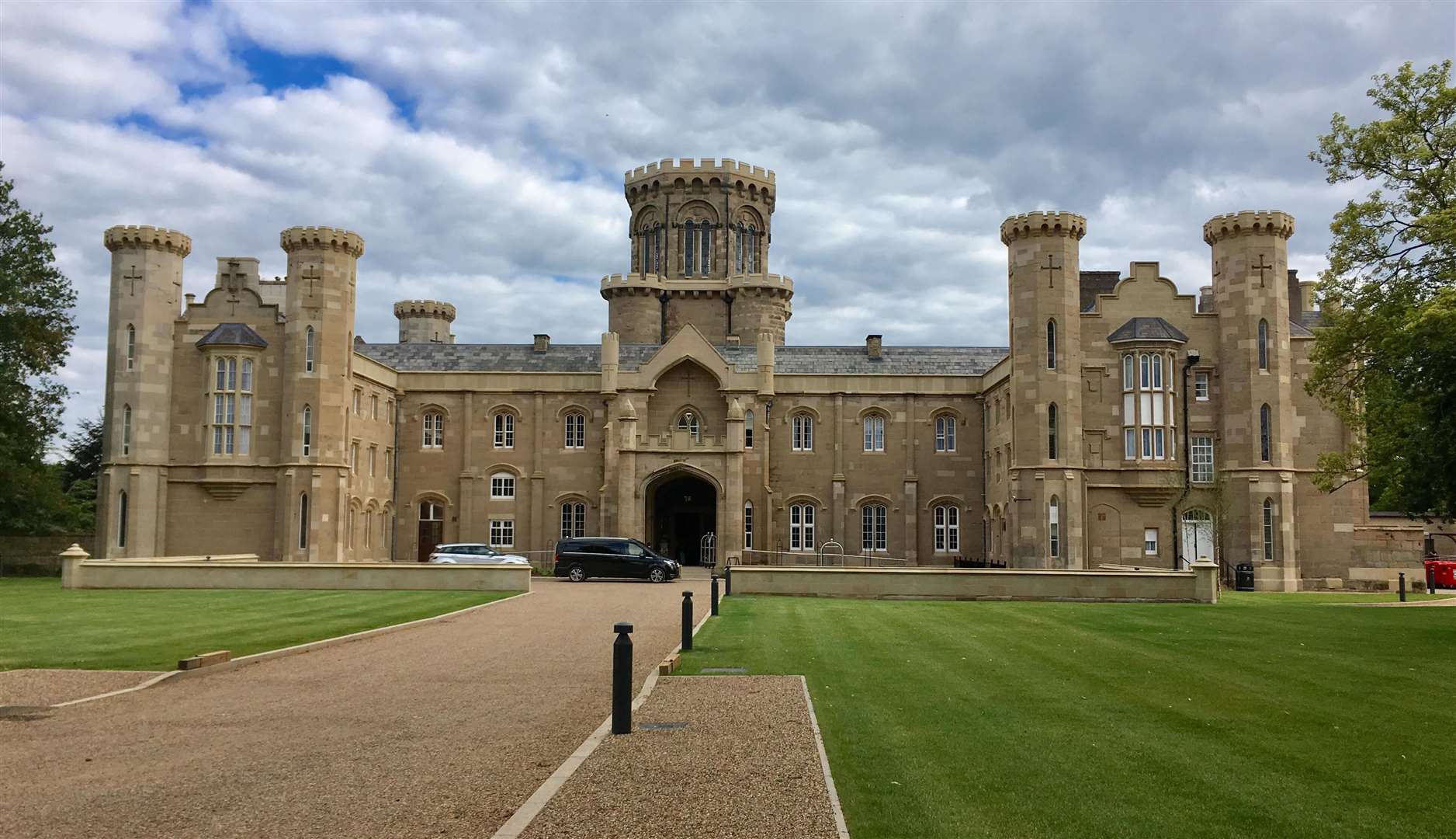 Studley Castle Hotel, Warwickshire (14080390)