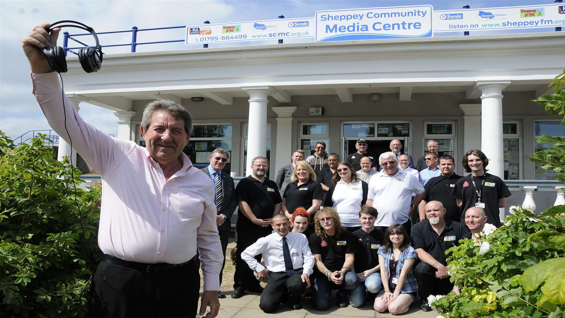 Gordon Henderson MP with Sheppey FM volunteers