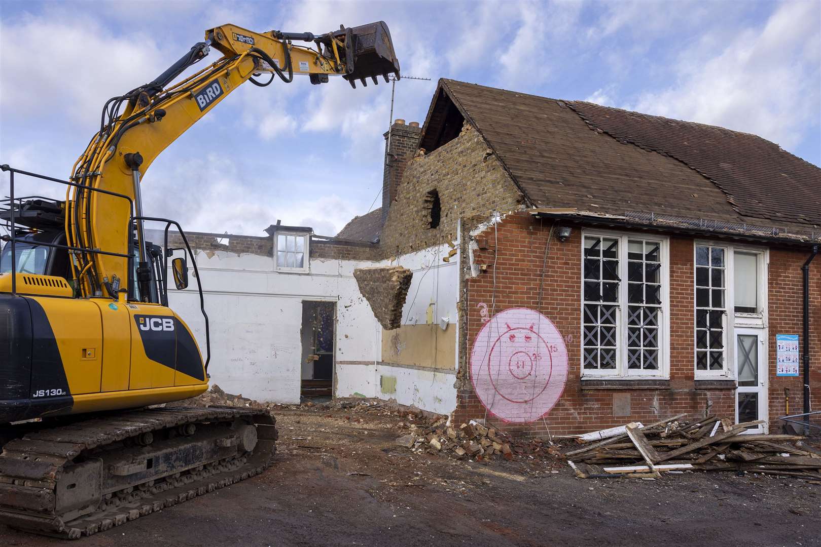 Demolition of the 1912 building under way