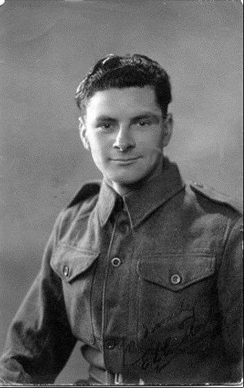 Sittingbourne war veteran Ernest Slarks aged 19 in 1942
