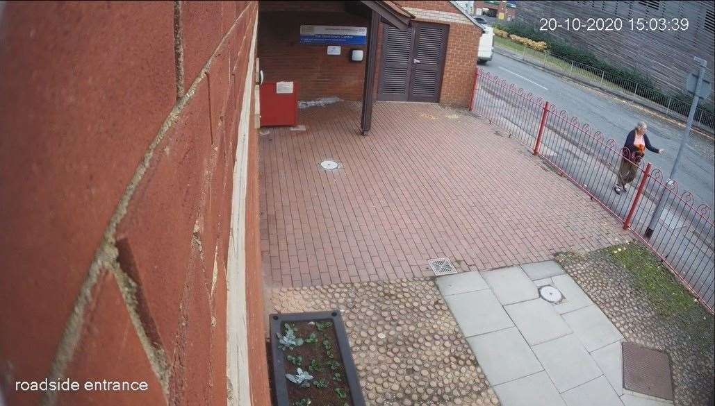 A screengrab taken from CCTV showing Auriol Grey walking on the pavement before causing Celia Ward to fall into the path of an oncoming vehicle in Huntingdon, Cambridgeshire (Cambridgeshire Police/PA)