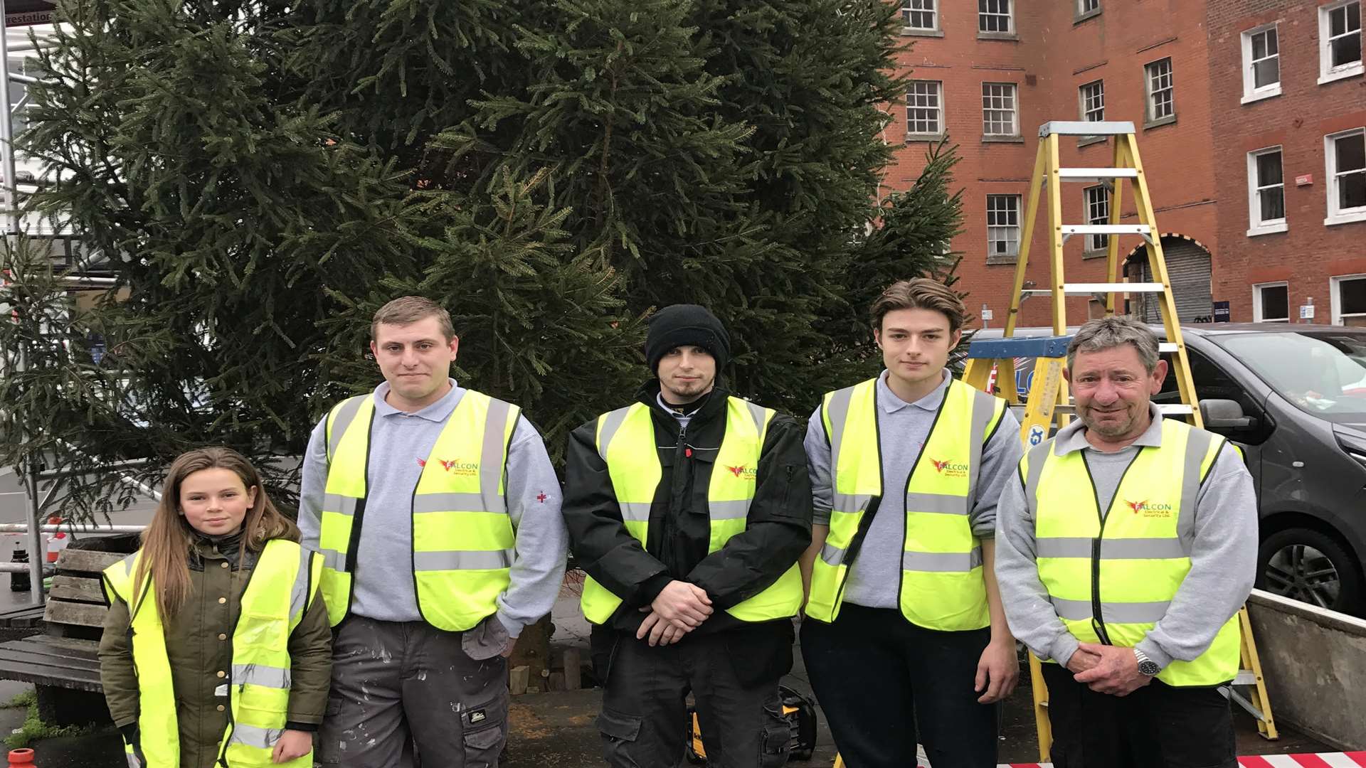 Mia Kirkden, Louis Mayhew, Will Catt, Connor Hughes and Graeme Mayhew set to work decorating the tree