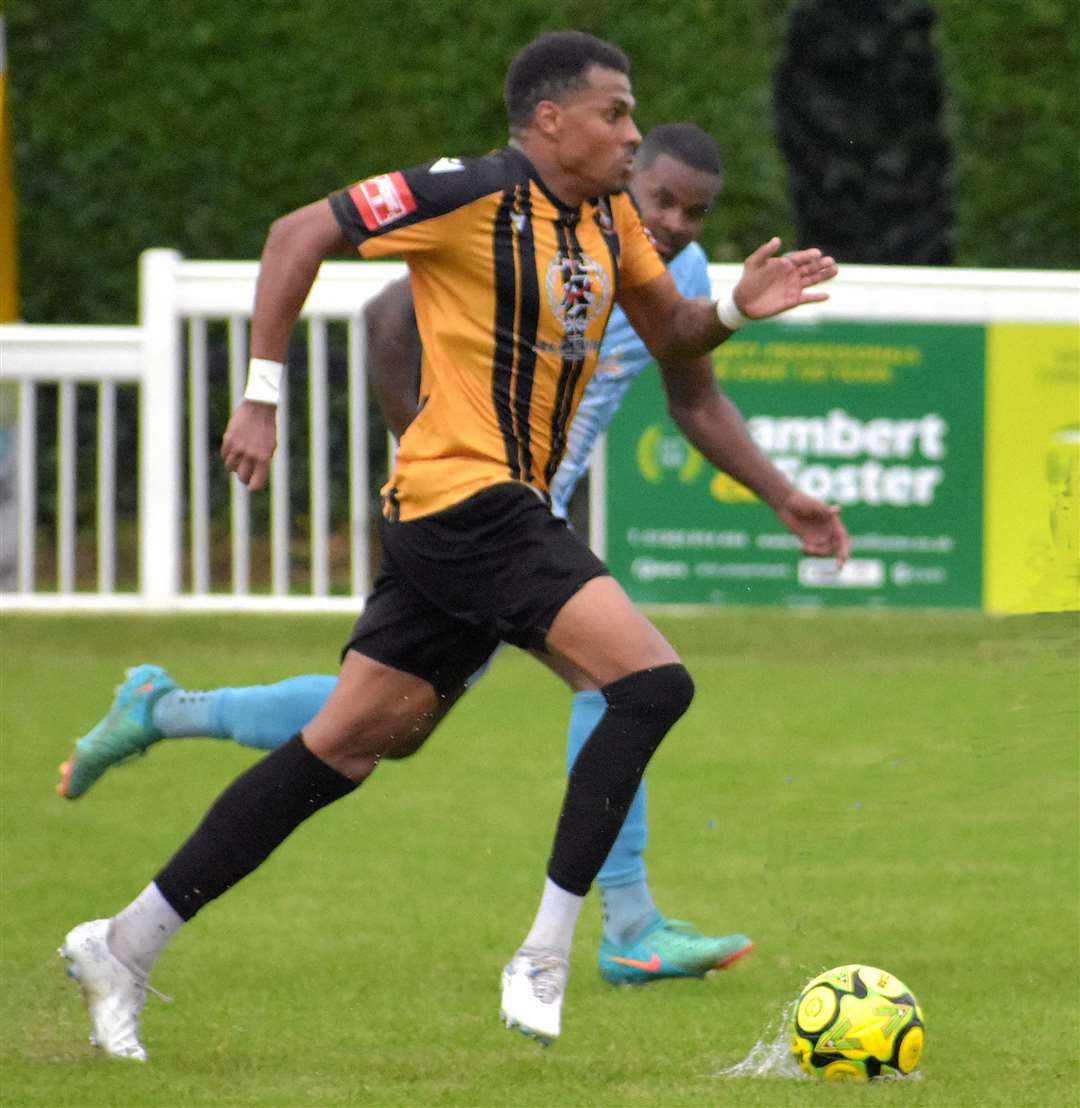 Jamie Mascoll on the attack for Folkestone. Picture: Randolph File