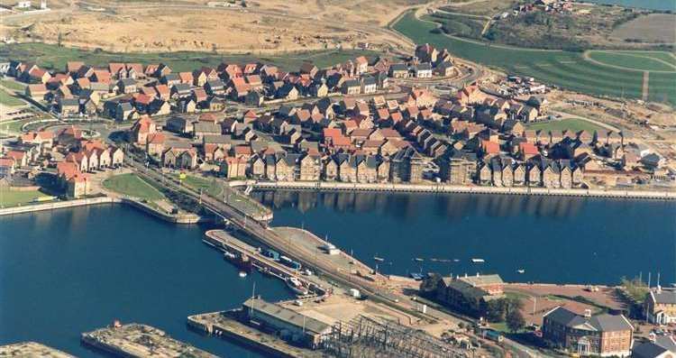 Aerial view of St Mary's Island in 1999