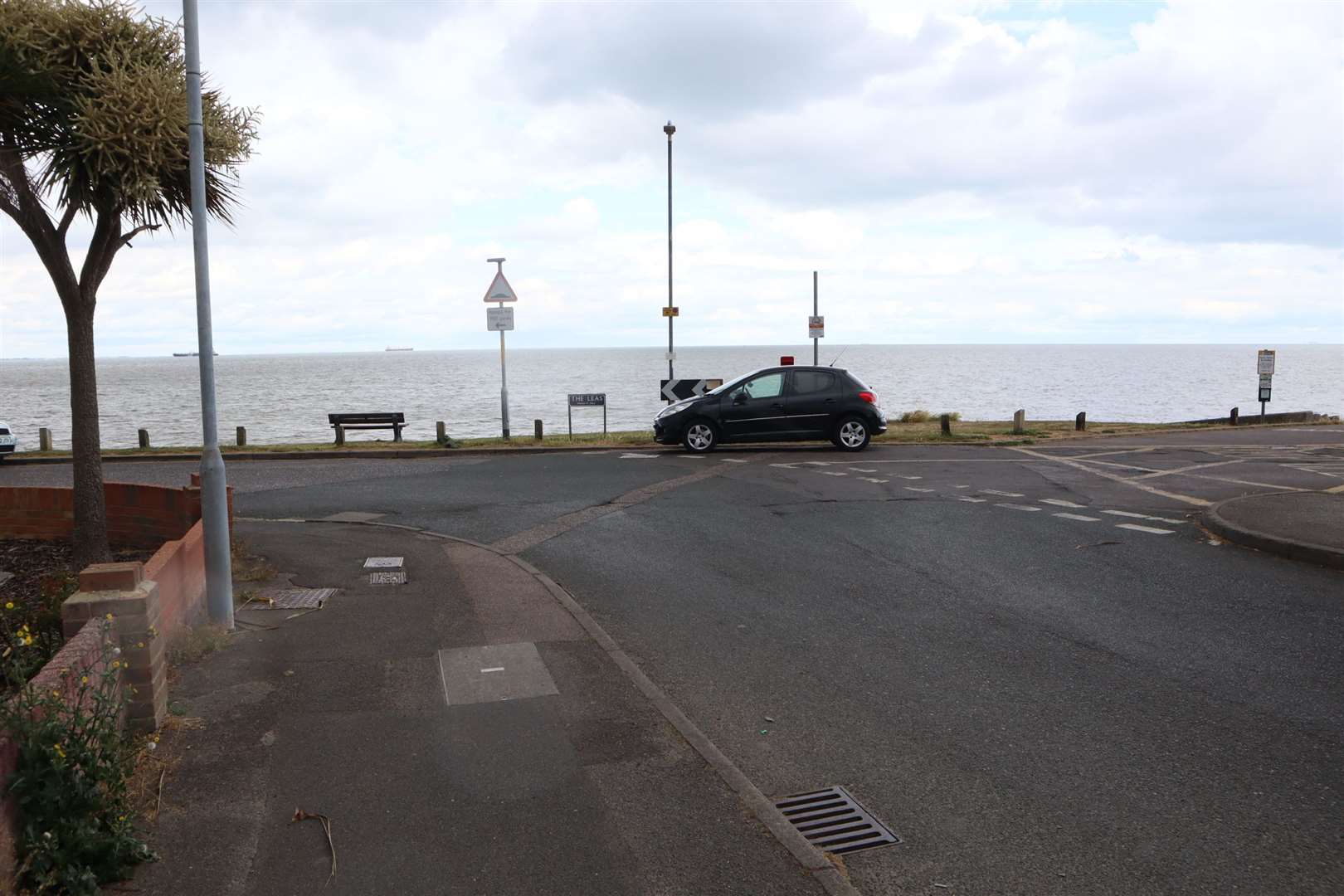 The Leas at the bottom of Seaside Avenue, Minster, near the Little Oyster care home