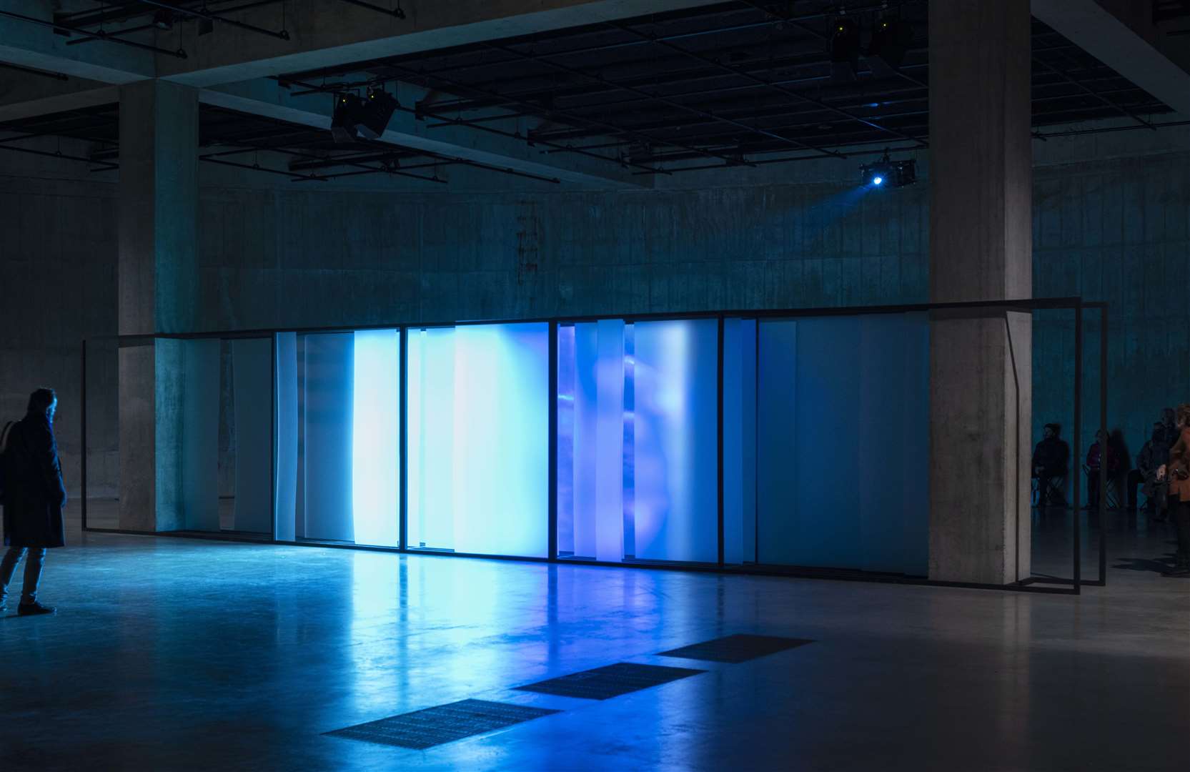 tate modern tank room