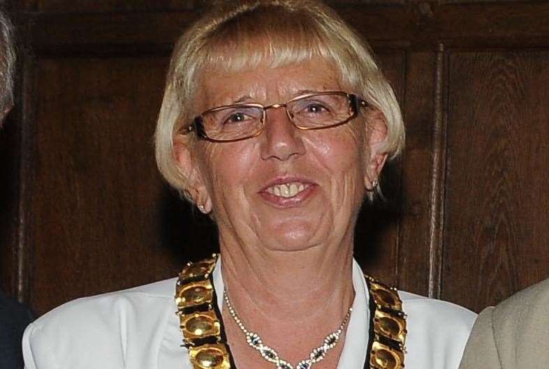 Cllr Jennifer Hollingsbee