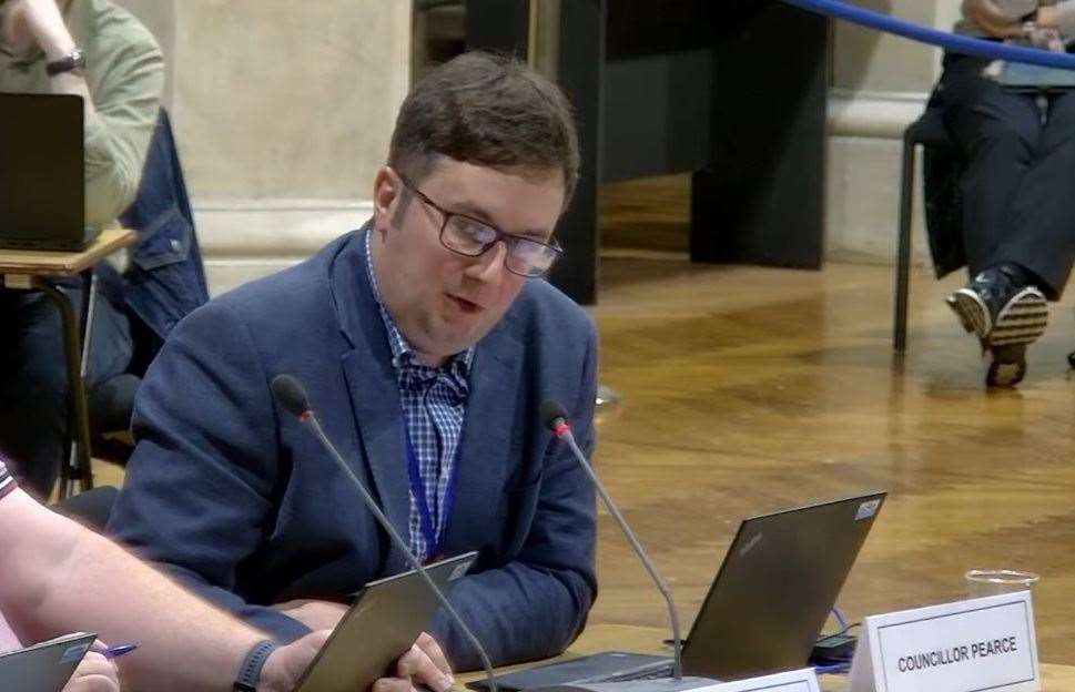 Cllr Michael Pearce (IndGr) asked if officers had considered a new traffic safety audit from St Mary Hoo Parish Council, and when told they had not asked if the decision could be deferred