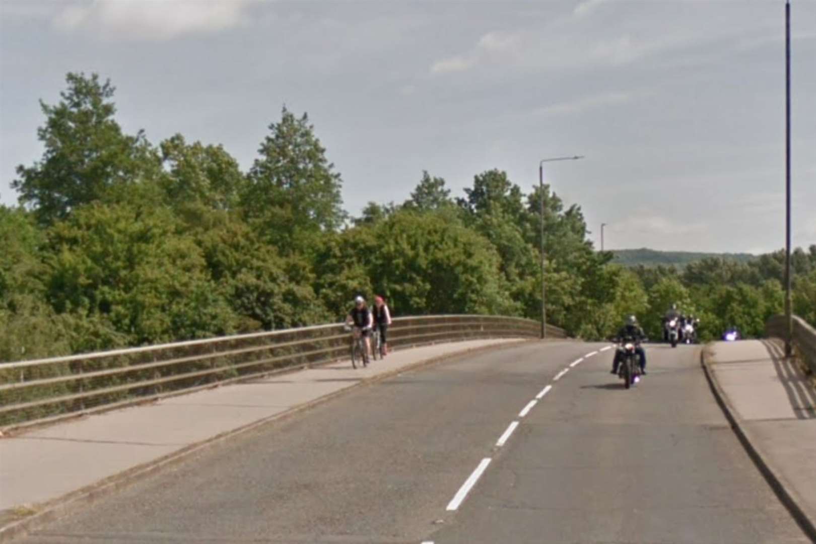 Station Road bridge is to close this weekend. Photo: Google Street View (52204259)