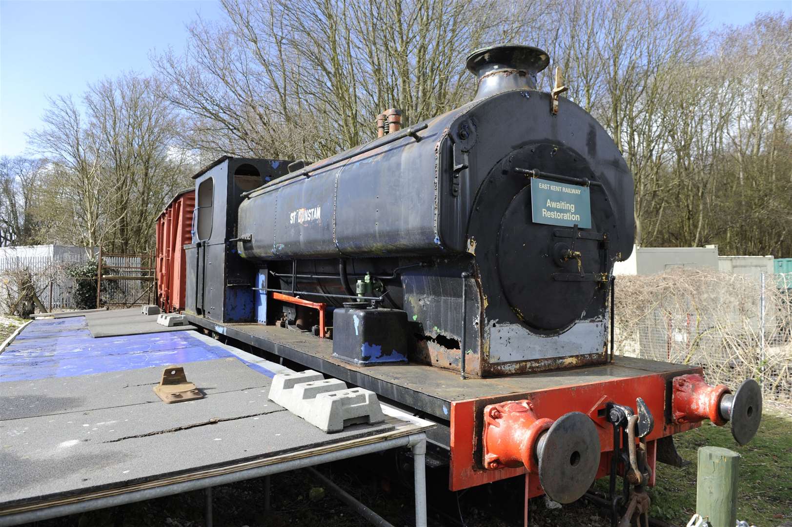 East Kent Railway runs from Shepherdswell to Eythorne