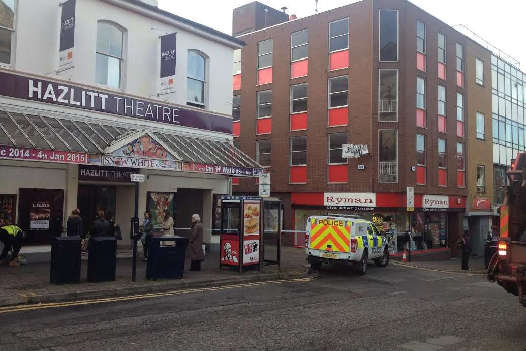 The Earl Street entrance is also closed.