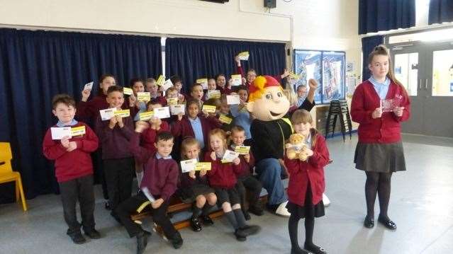 Pupils at Vale View Primary in Dover (20299956)