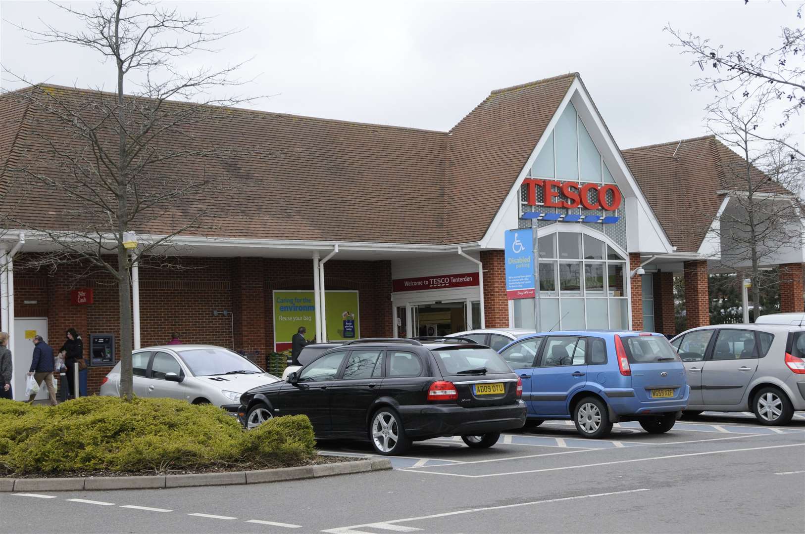 Tesco in Tenterden has been closed today. Picture: Paul Amos