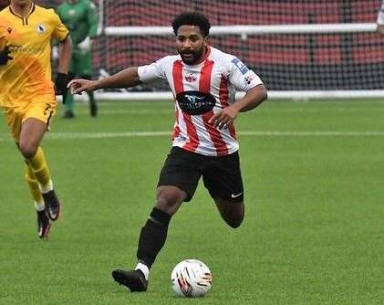 Sheppey's Renford Tenyue on the ball. Picture: Marc Richards