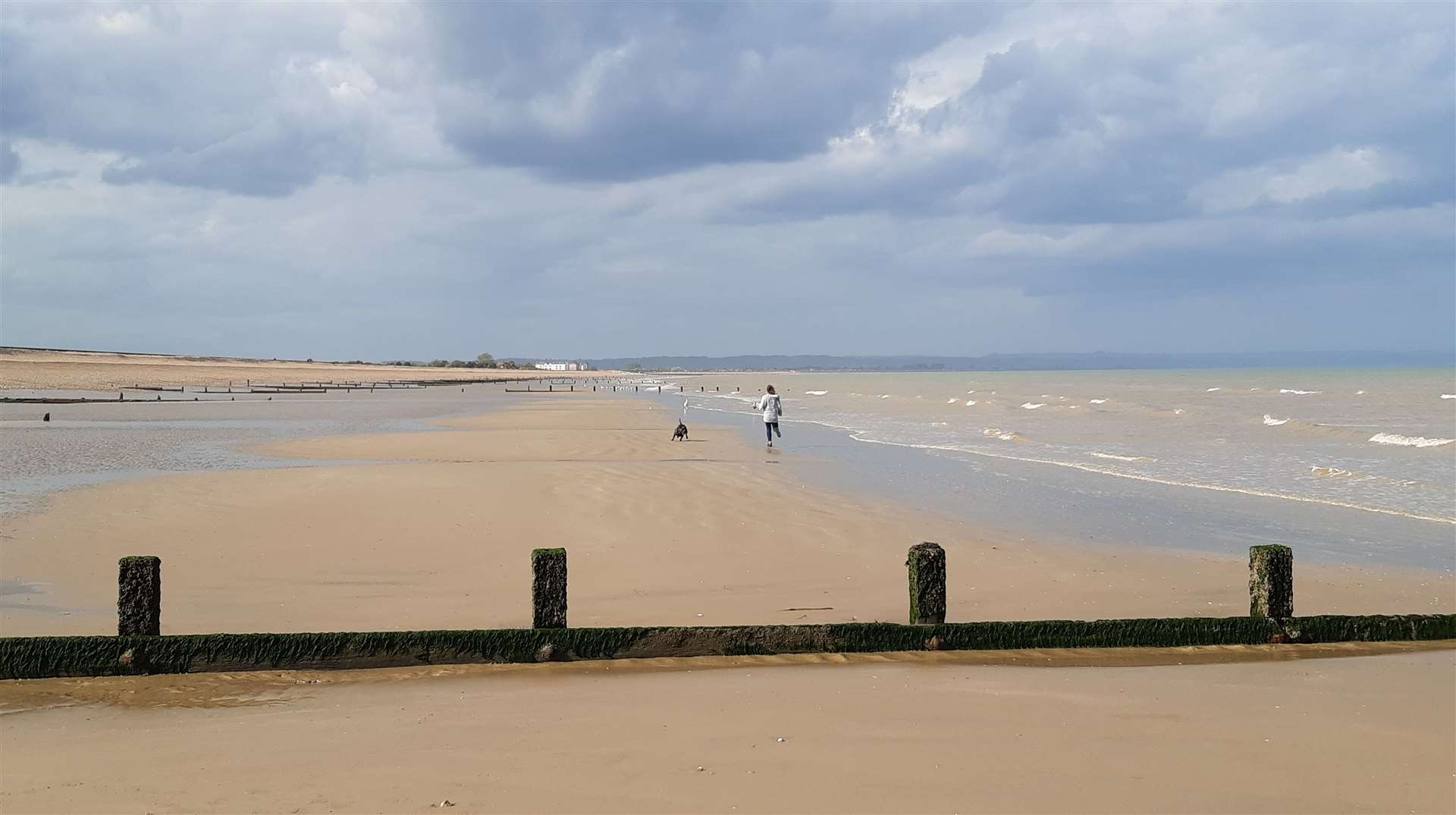 Littlestone beach was slapped with a ‘do not swim’ warning due to pollution