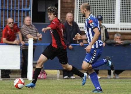 Sittingbourne take on Herne Bay