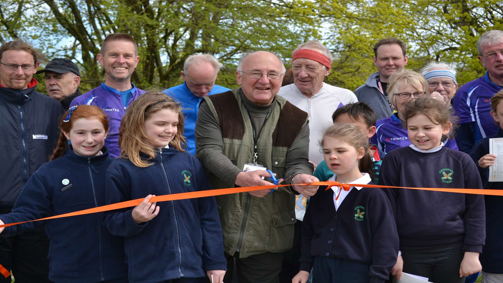 Cllr Gordon Newton officially opens the course at Mote Park