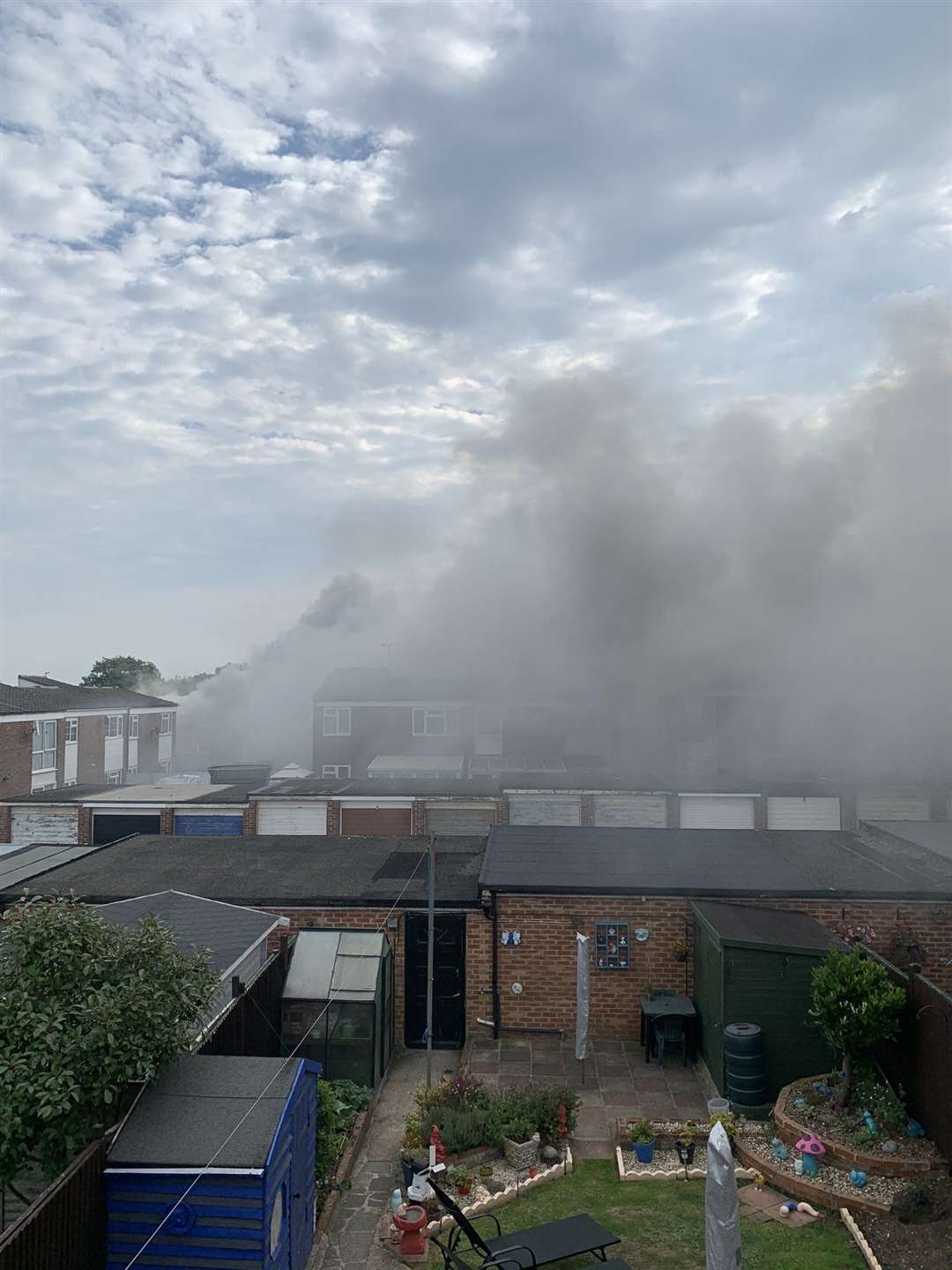 Black plumes of smoke could be seen following the fire in Moyle Close, in Rainham
