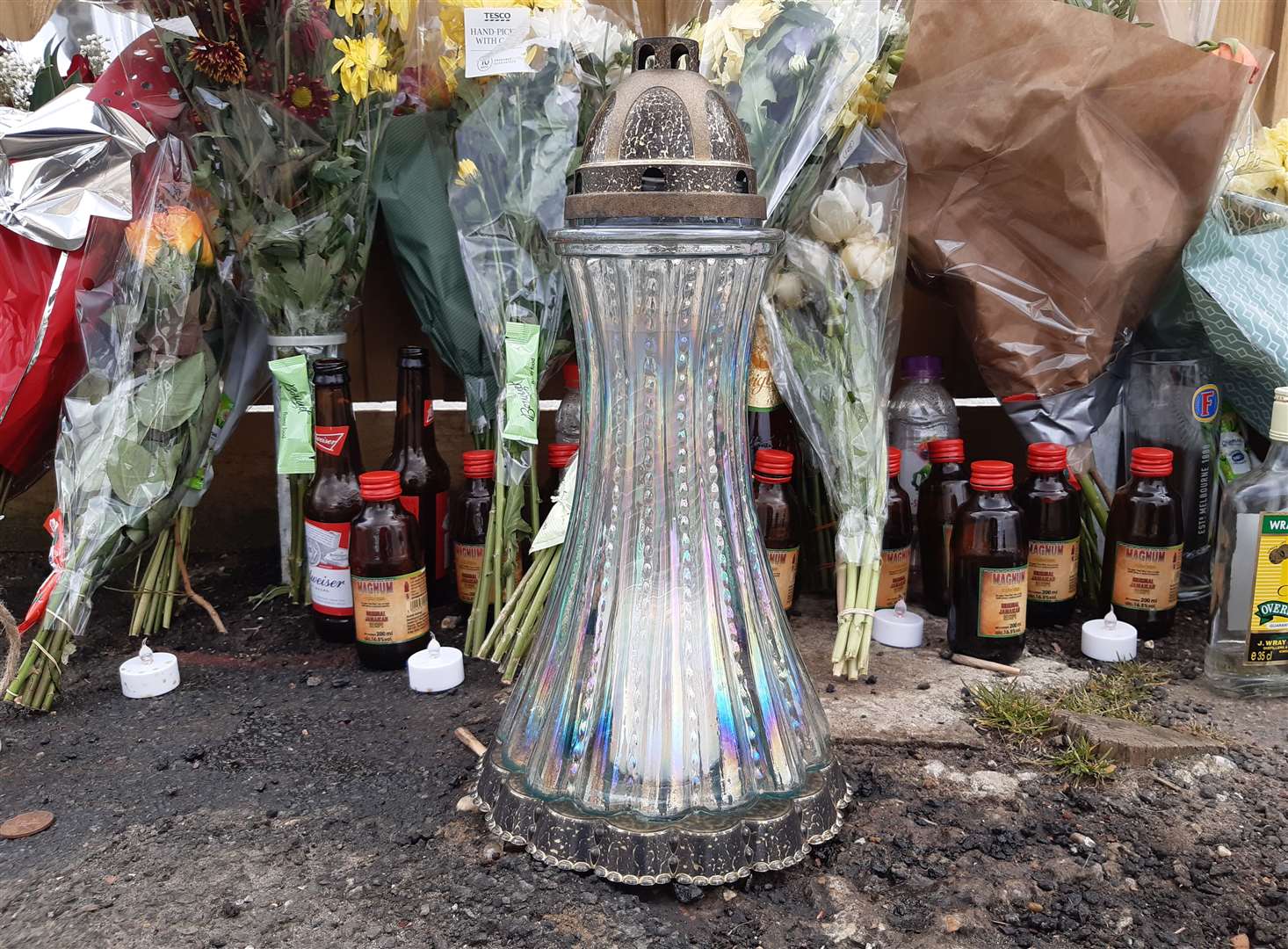 Tributes have been left in Hunter Road outside the New Fox Inn