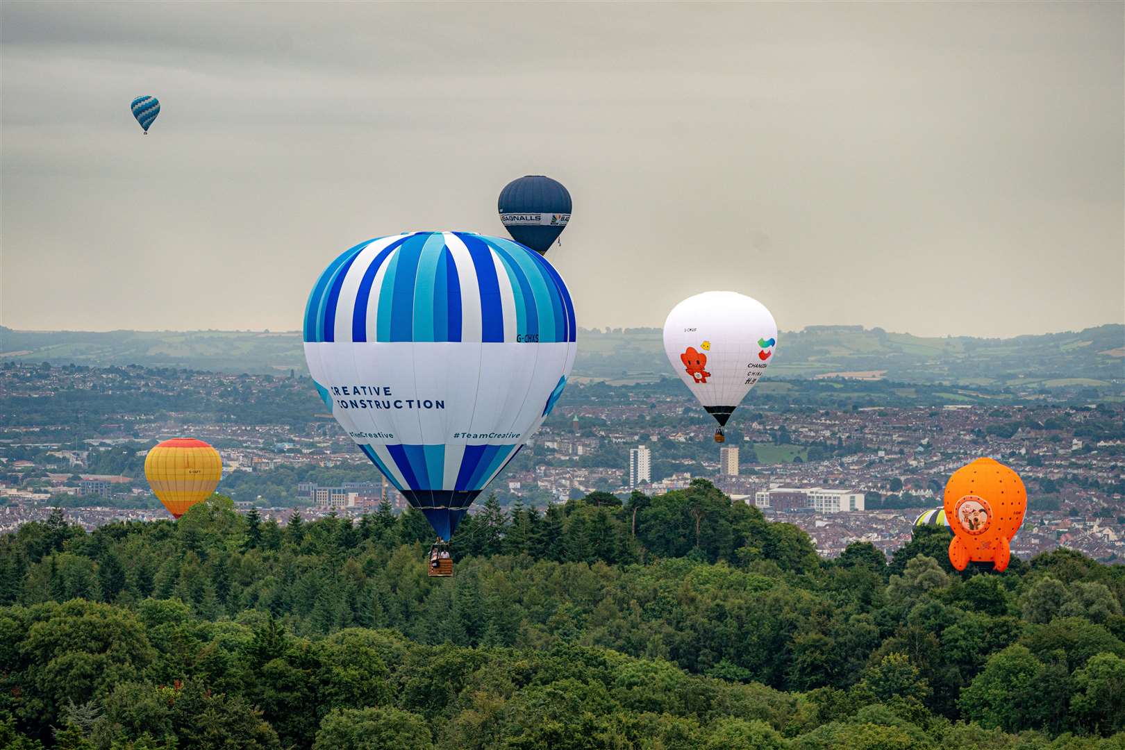 Hot air balloons float above north Somerset (Ben Birchall/PA)