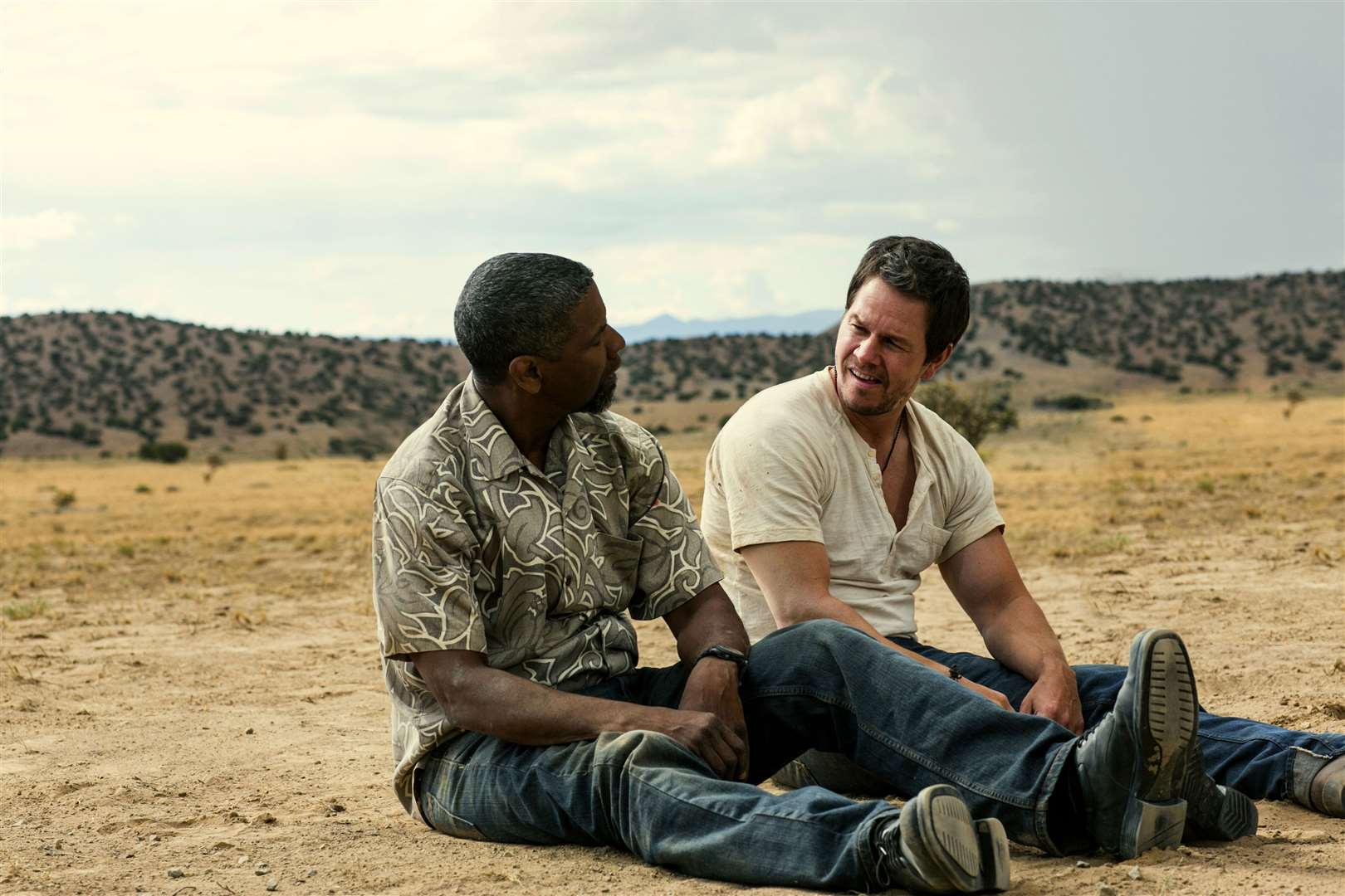 2 Guns with Denzel Washington as Bobby Trench and Mark Wahlberg as Michael Stigman. Picture: PA Photo/Entertainment One.