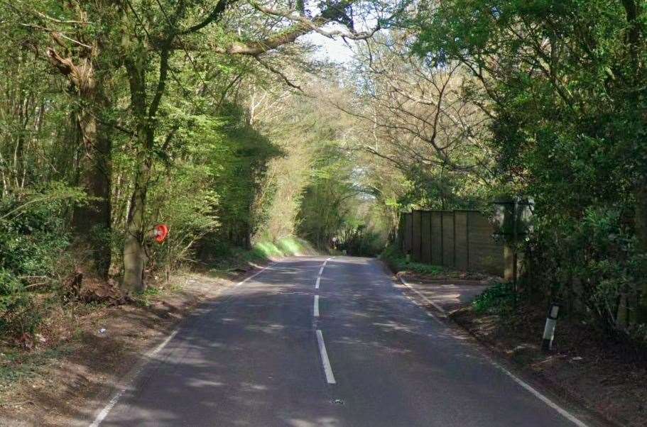 a251-faversham-road-near-challock-ashford-closed-by-crash