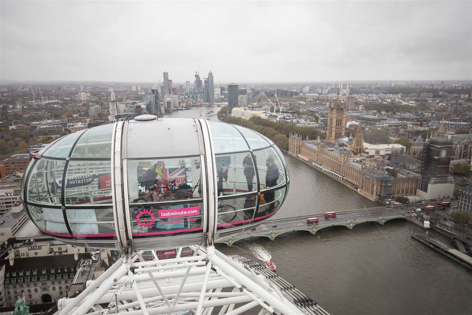 The view from the London Eye as Mr Hardy takes on the final leg (Aaron Chown/PA)