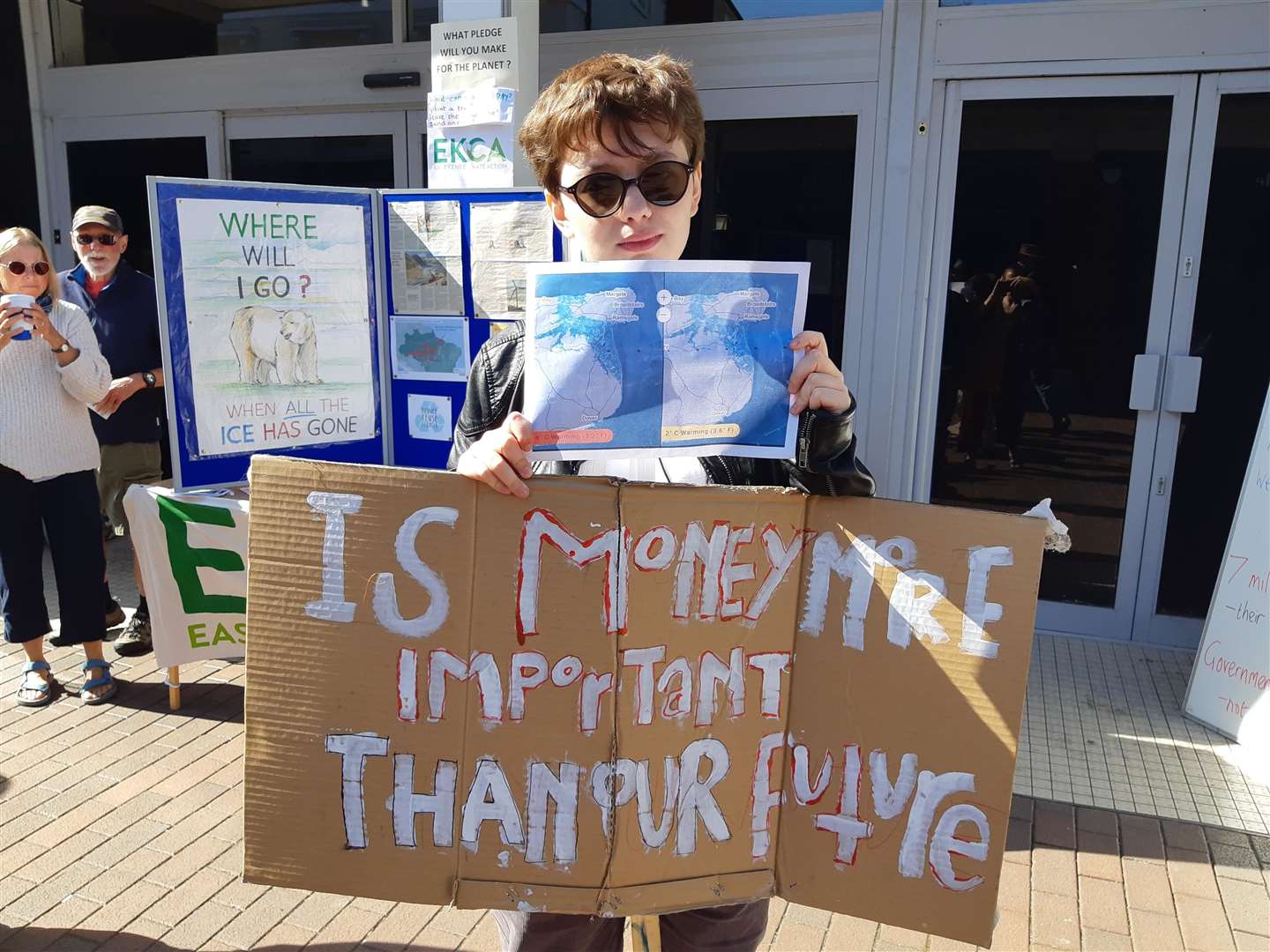 Vivien Hardy presents a map showing how the coastline could be affected by climate change