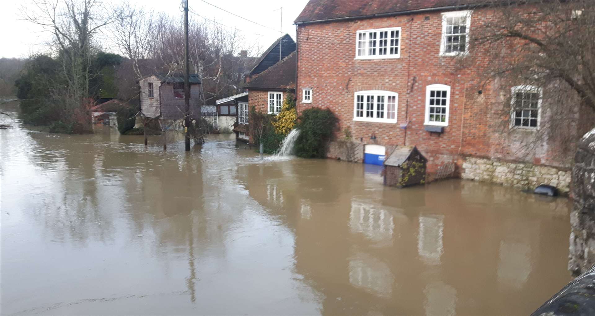 Yalding Villagers Praise Emergency Response After Floods Forced Some To Evacuate Their Homes 9264