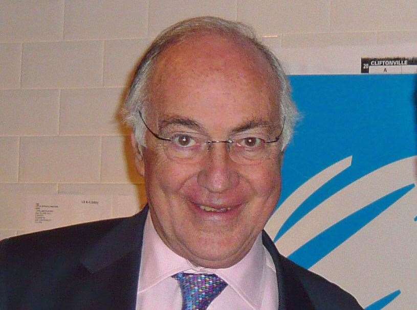 Michael Howard will chair the final hustings