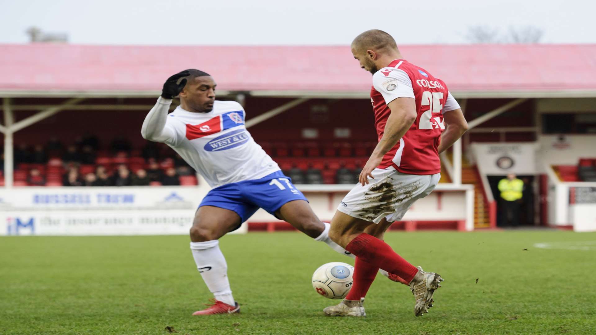 Luke Coulson takes on Andre Boucaud Picture: Andy Payton