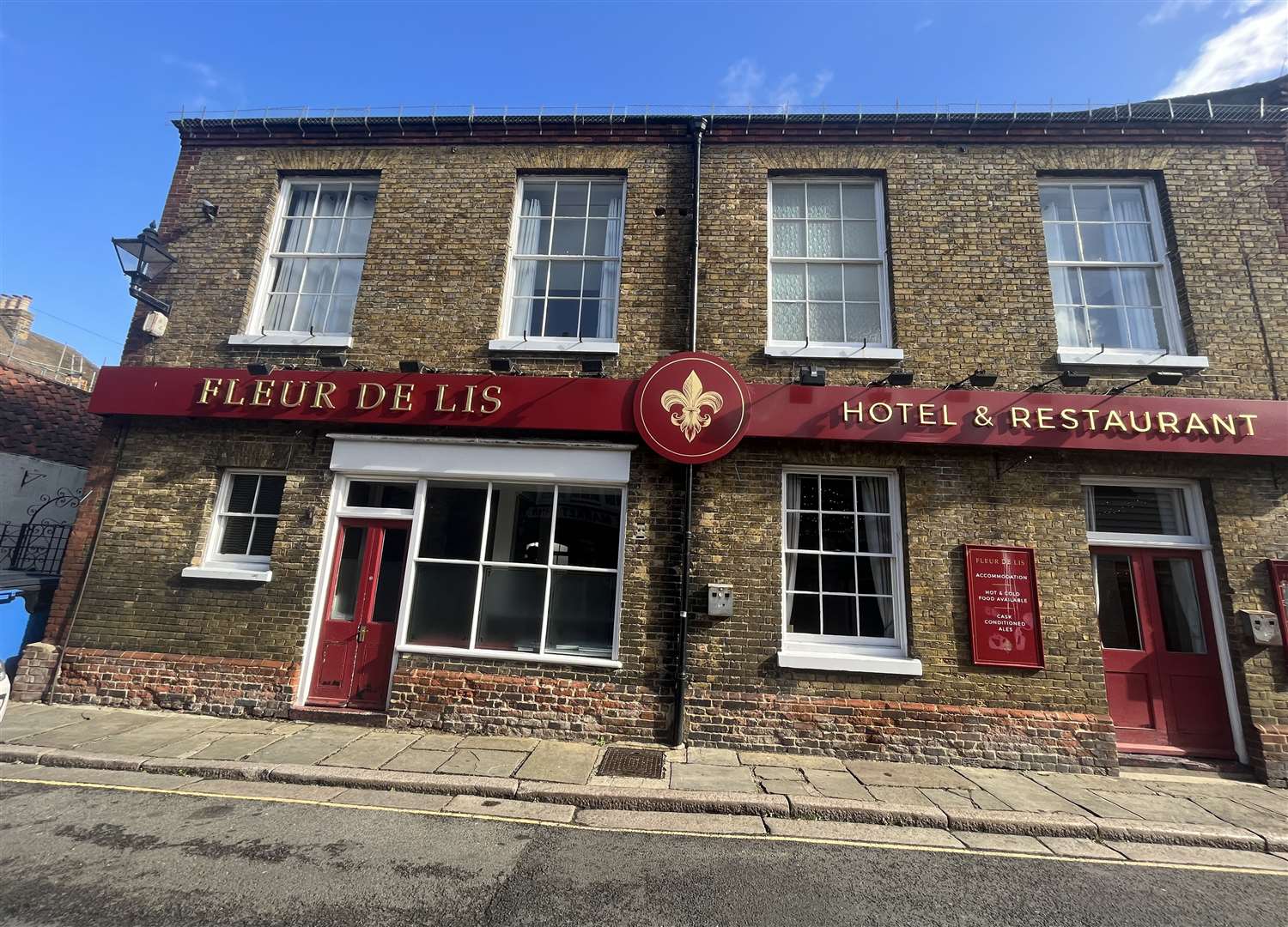 The Fleur De Lis pub in Delf Street, Sandwich