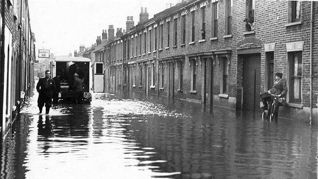 Now and then pictures from Sheerness