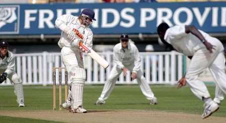 Warwickshire opener Nick Knight keeps Kent's Robert Joseph at bay. Picture courtesy BIRMINGHAM EVENING MAIL