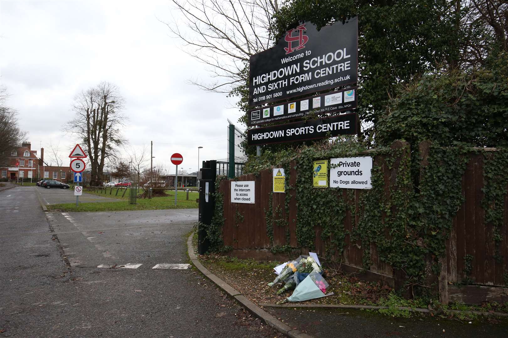 Floral tributes left outside Highdown School (Jonathan Brady/PA)