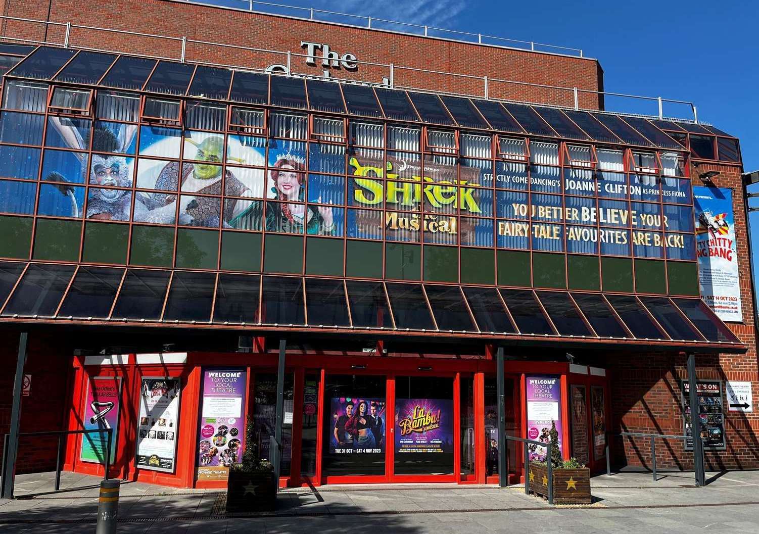 The Orchard Theatre, in Home Gardens, Dartford has been forced to close after RAAC was discovered in its ceiling.