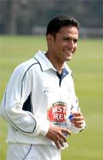 Yasir Arafat took nine wickets in the drawn game