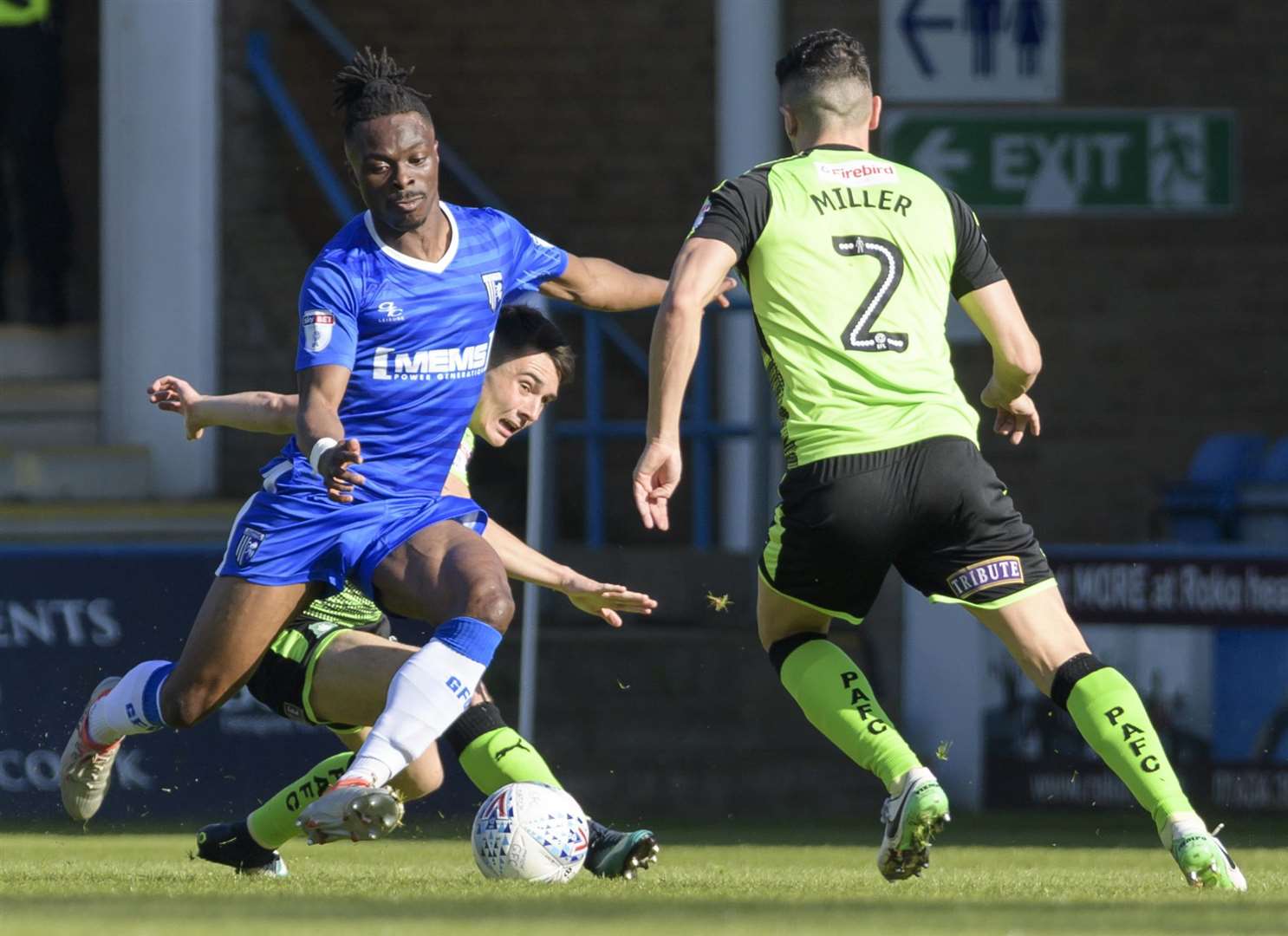 Gabriel Zakuani in possession Picture: Andy Payton