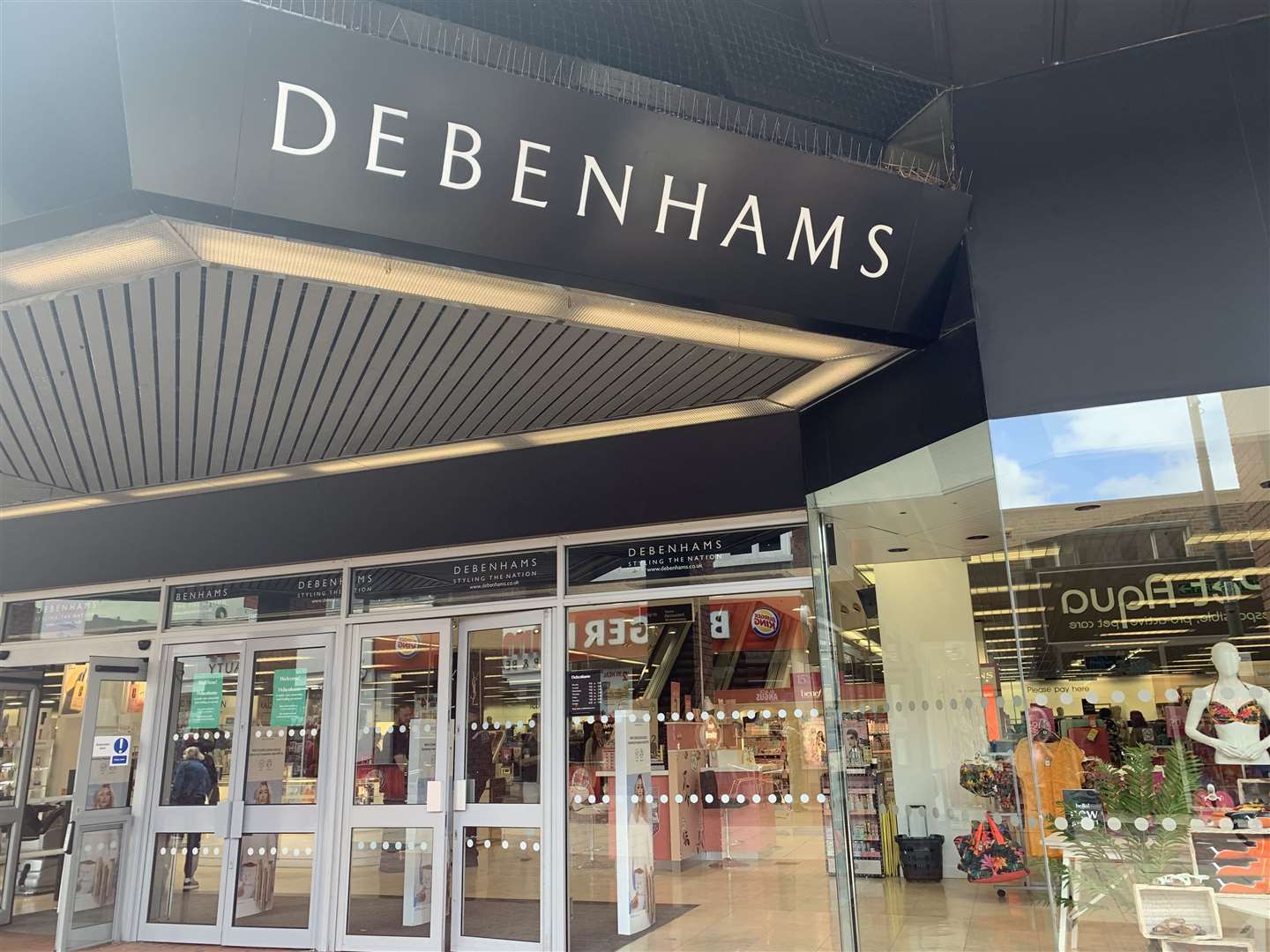 Debenhams In Chatham High Street (9206991)