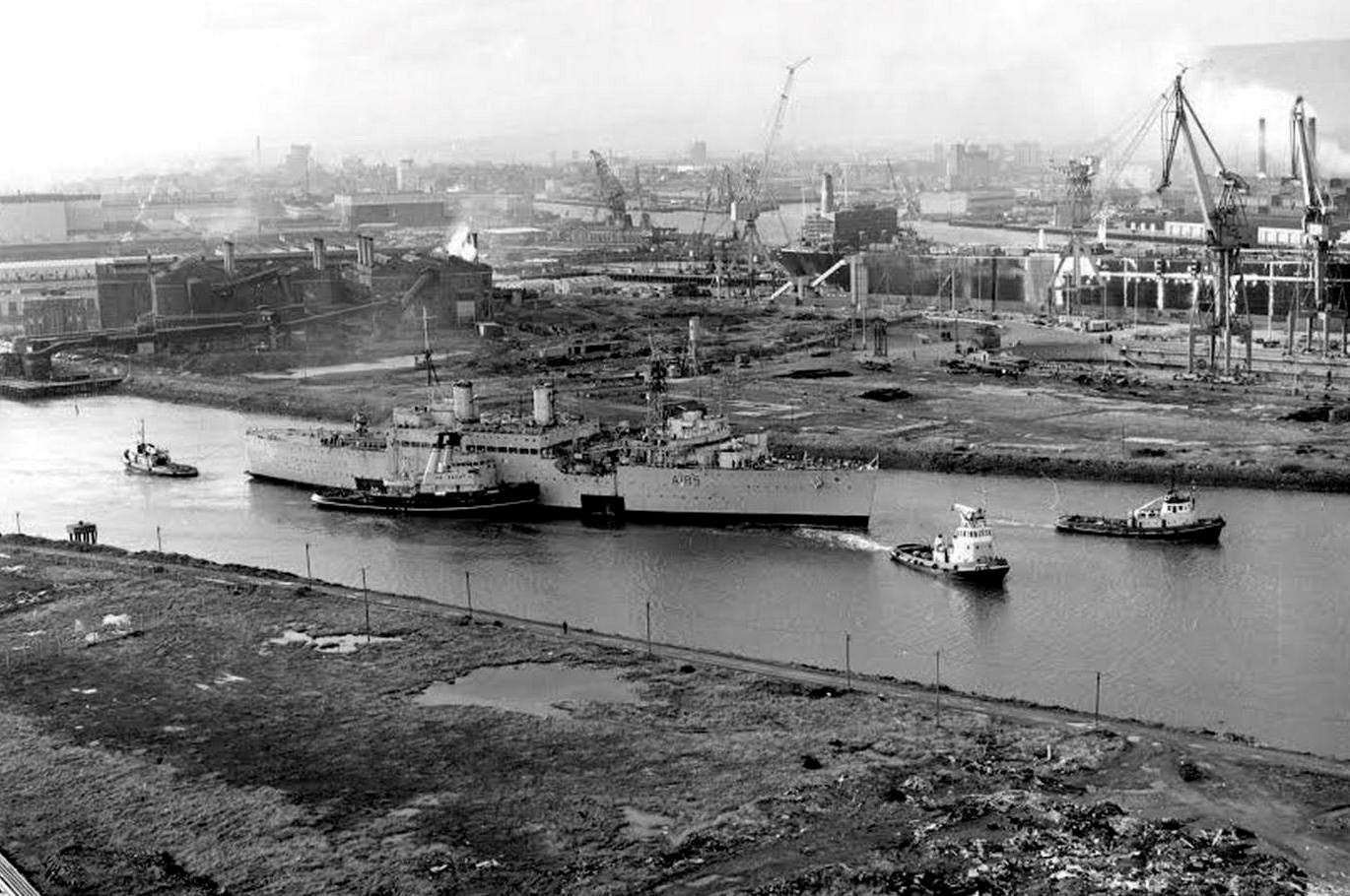 HMS Maidstone under tow in 1977