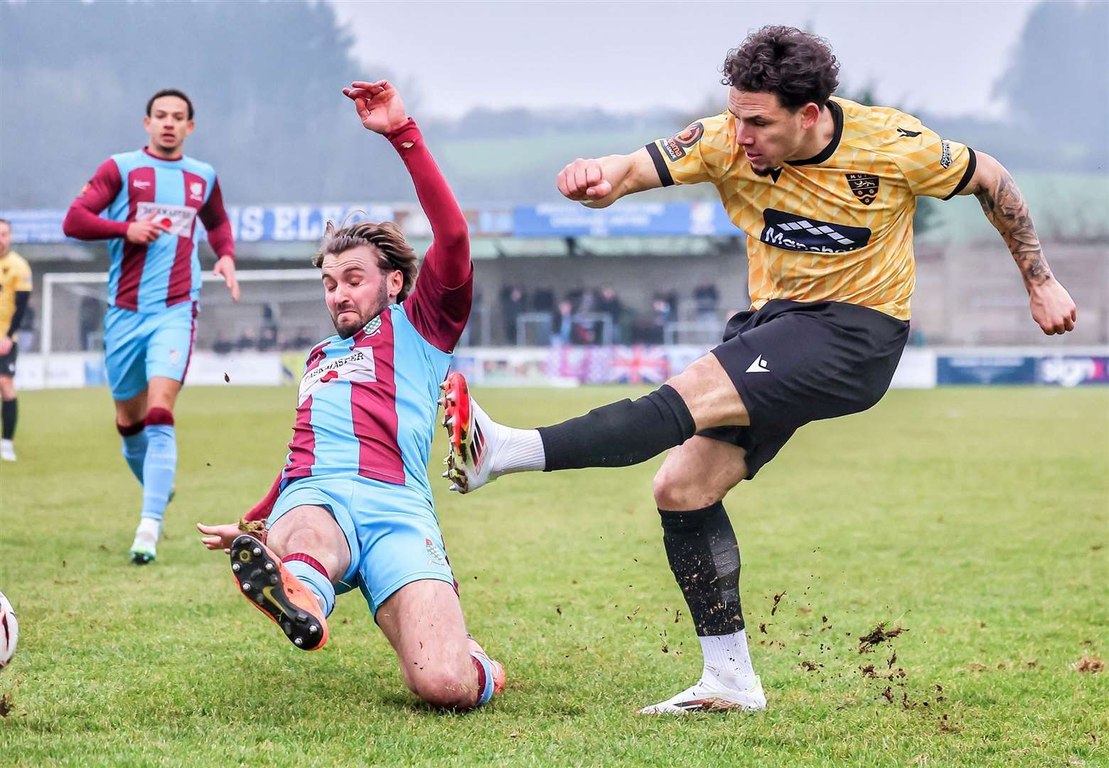 Charlie Seaman gets in a cross from the left for the Stones. Picture: Helen Cooper