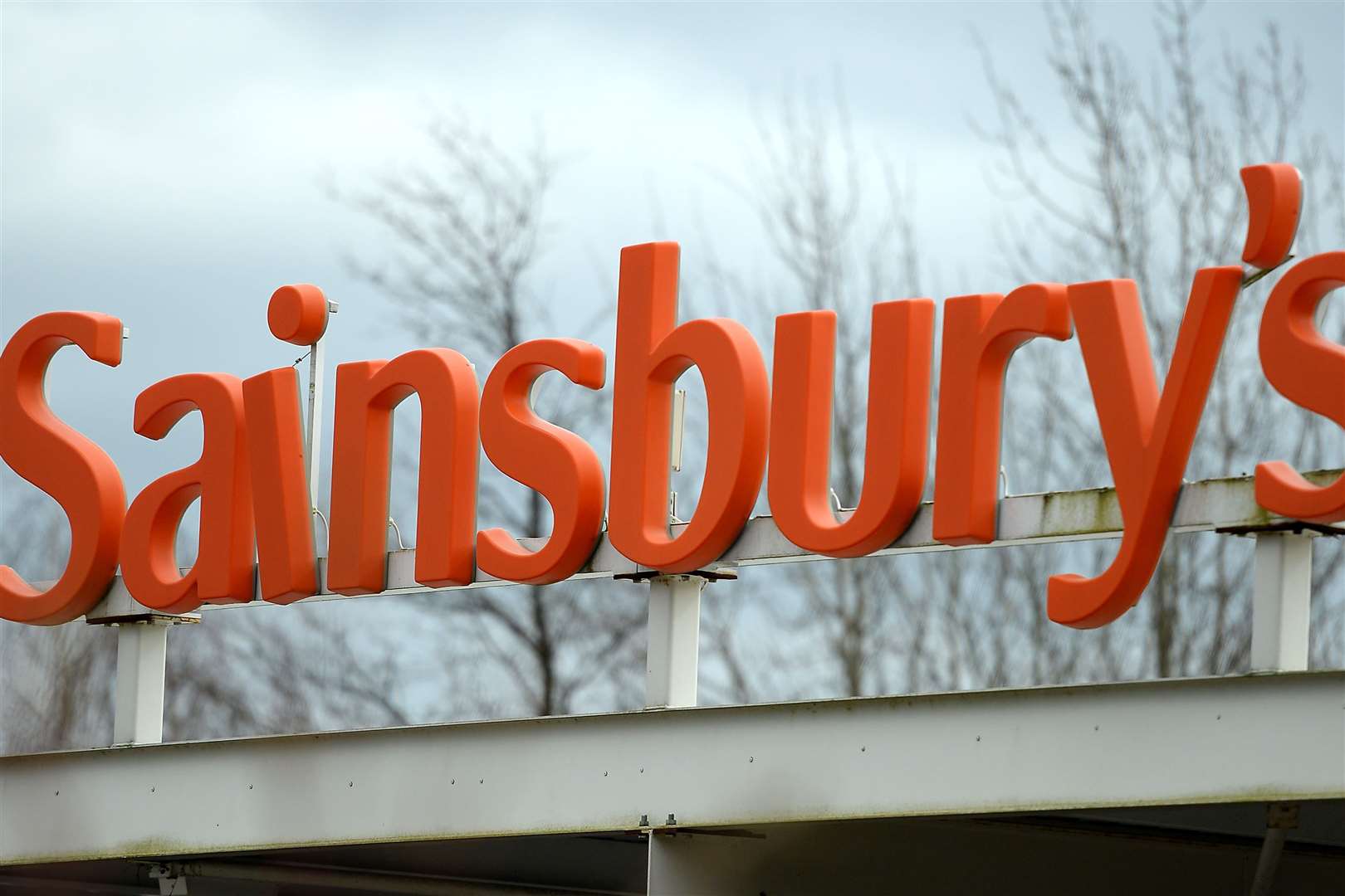 Sainsbury’s expects ‘strong’ Christmas after sales accelerate