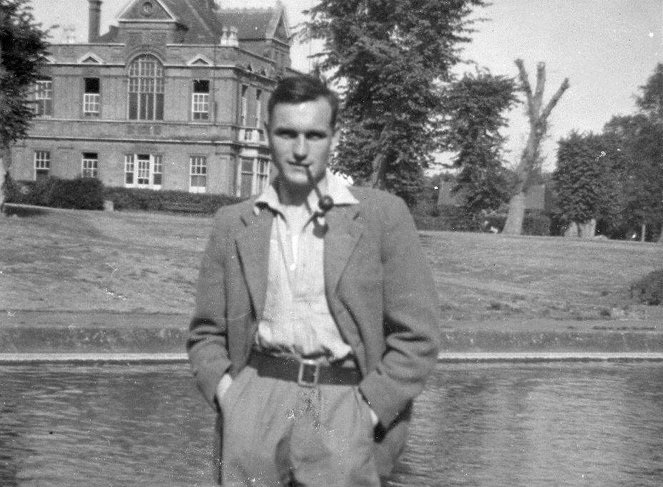 Popular Teacher Douglas Rabjohn Of East Malling Has Died At The Age Of 93