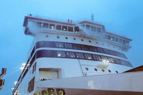 Reports from Calais are that high pressure hoses are being used on the ship to try and get the migrants to move. Pic: Infos Francaise