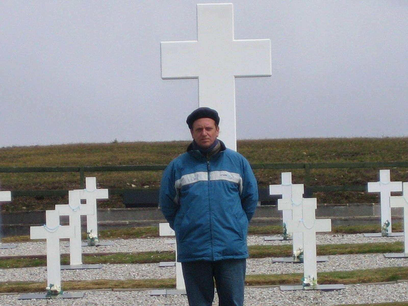 Miguel Savage on a visit to the Falklands Islands in 2006 (PA)