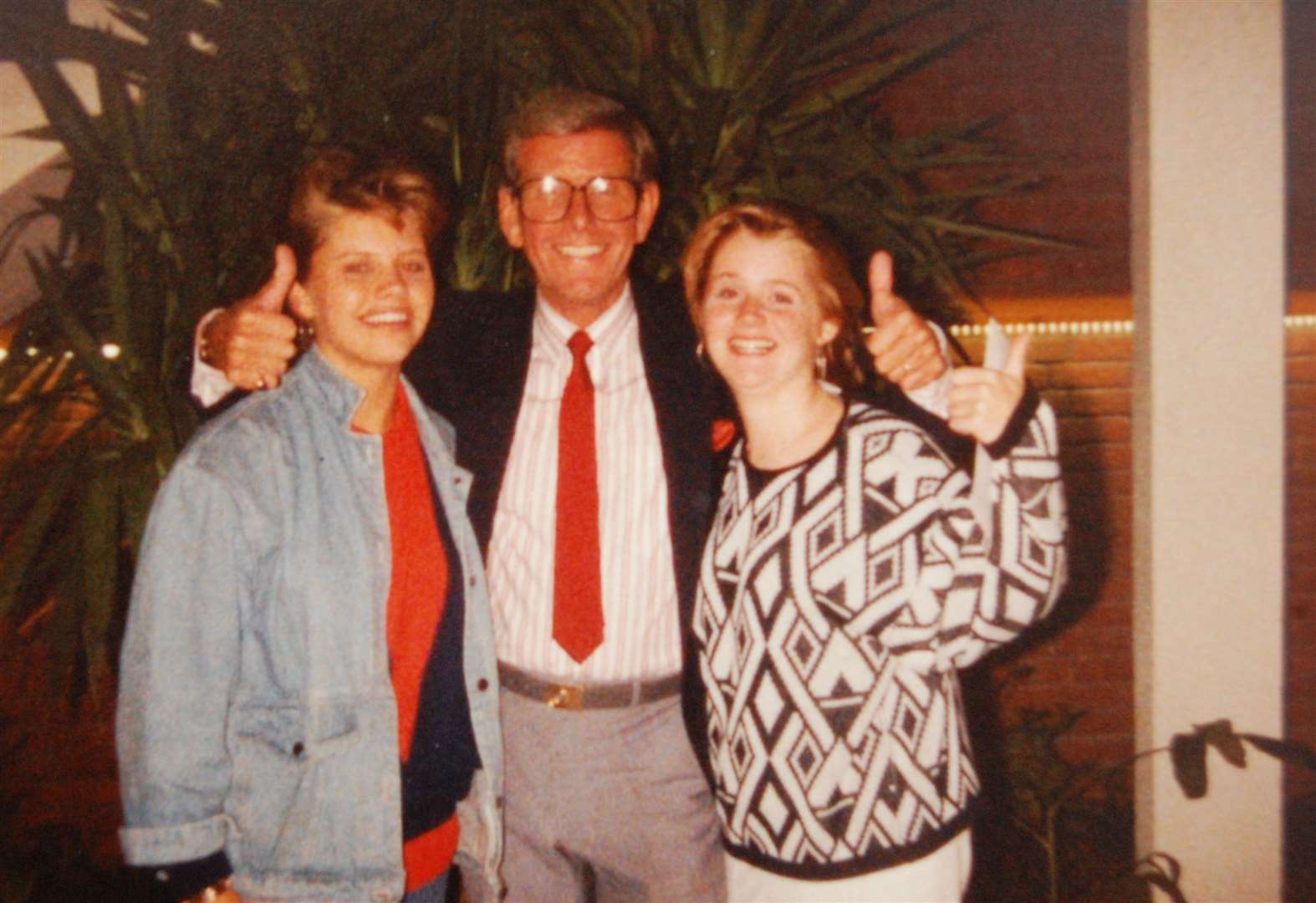 Former contestant Jo Treharne (left) and friend Julie with Bob Holness in 1985