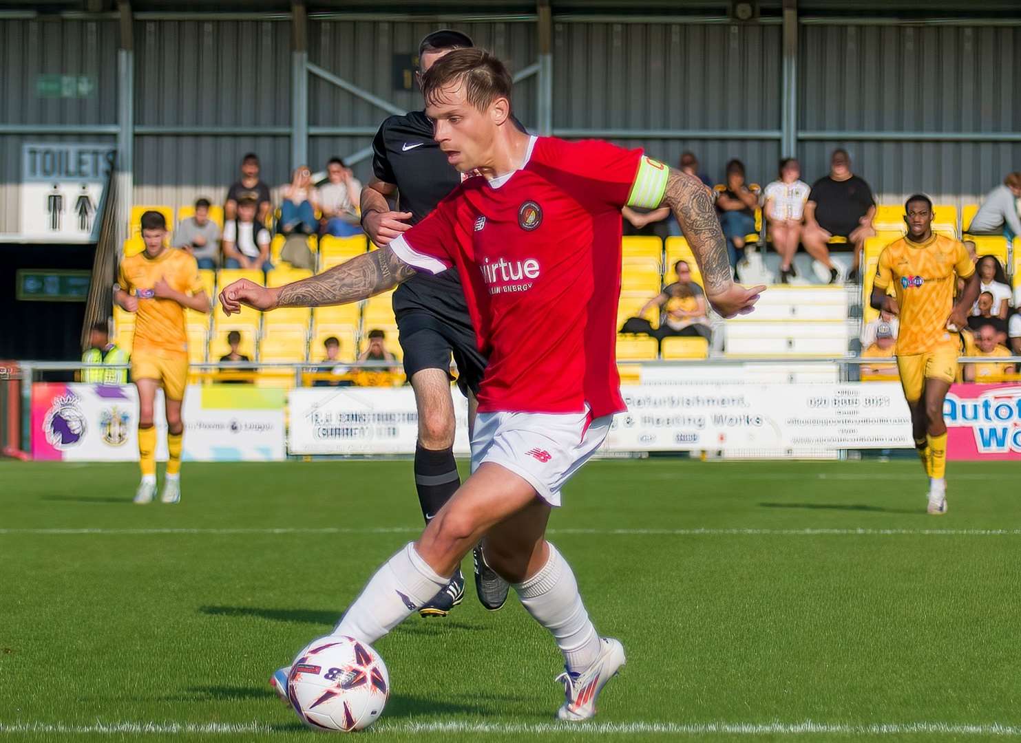 Ebbsfleet midfielder Craig Tanner took the captain’s armband in the second half at Sutton on Saturday. Picture: Ed Miller/EUFC