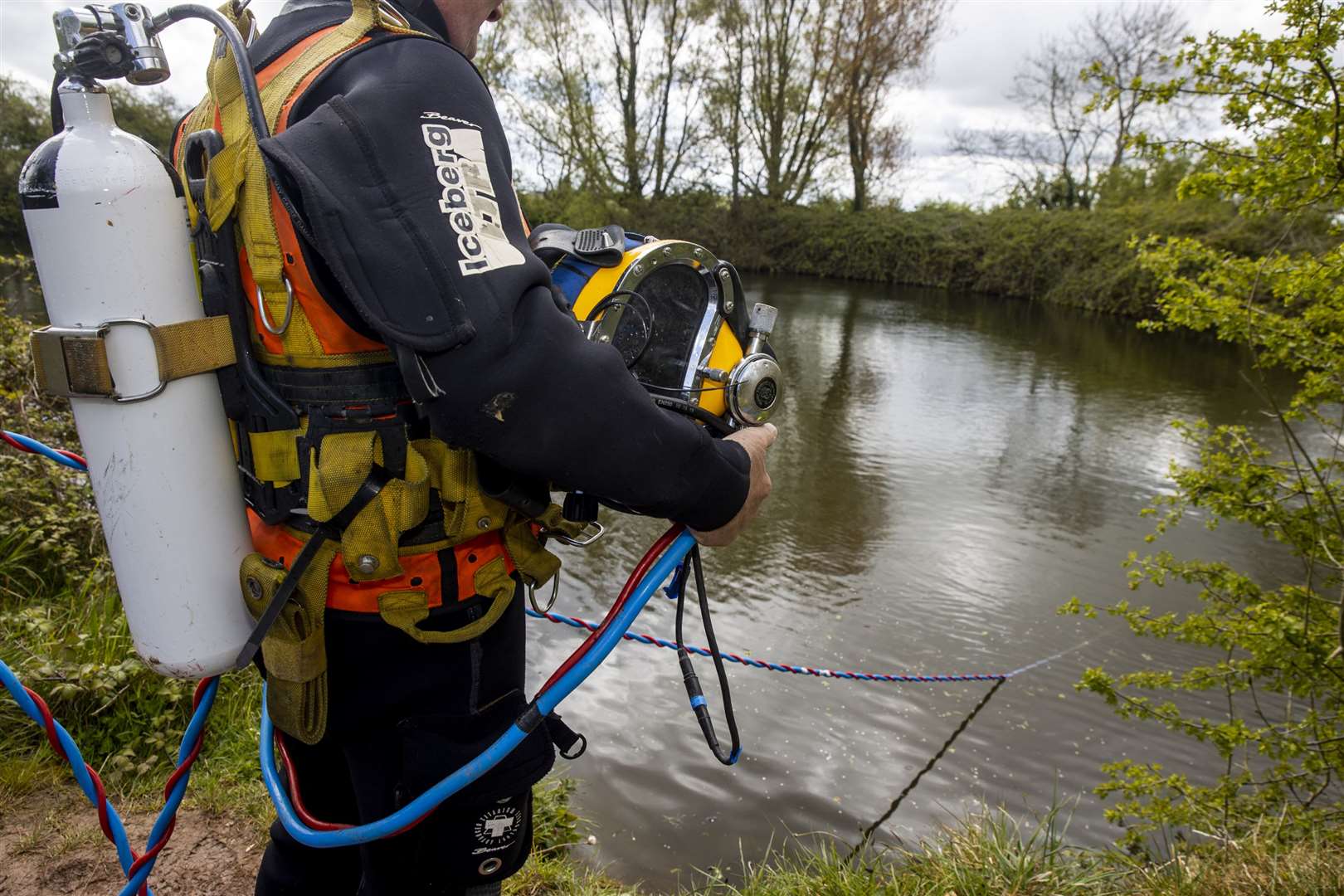 Divers are searching the Clay Pits in Ballyhalbert for missing Co Down woman Lisa Dorrian (Liam McBurney/PA)