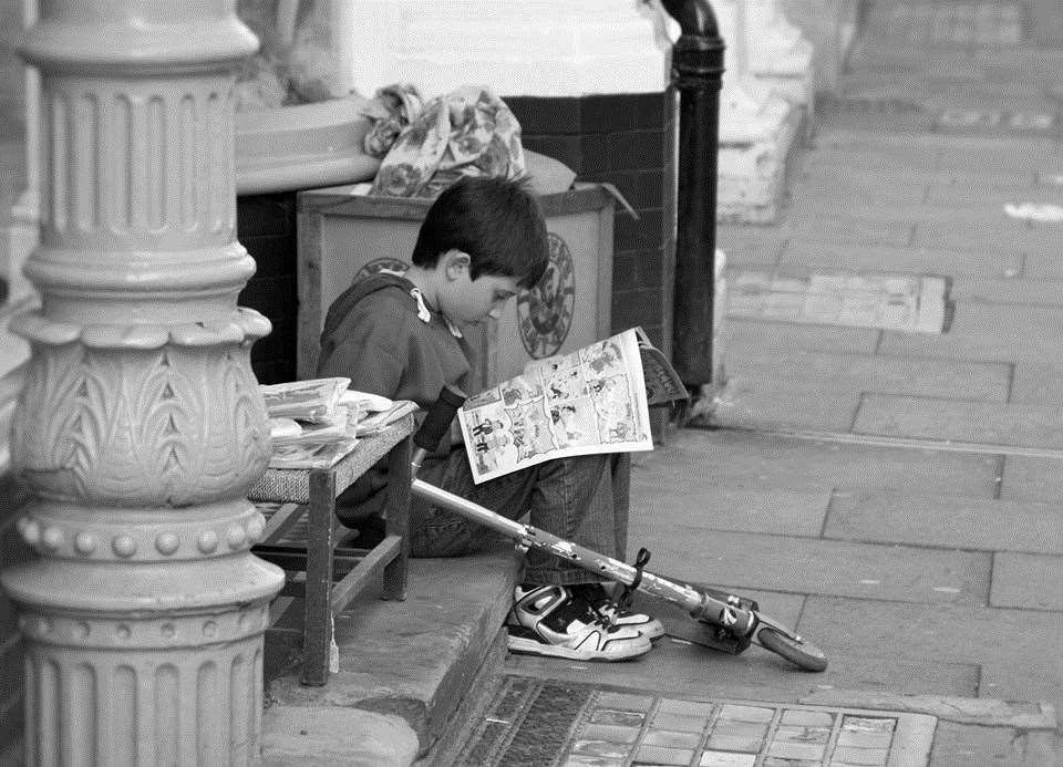 One of Mick How's favourite street photographs, taken in Luton Road and Chatham High Street. Pic: Mick How